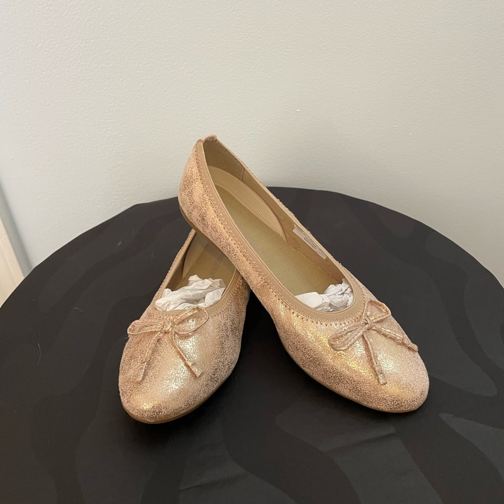 Hush Puppies Girls Metallic Rose Gold Ballet Flat NWT